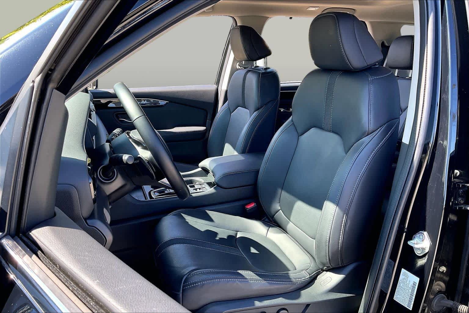Used 2023 Honda Pilot Touring image 8
