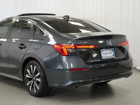 Used 2024 Honda Civic EX image 38