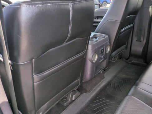 Used 2014 Ford F250 Lariat w/ Lariat Ultimate Package image 18