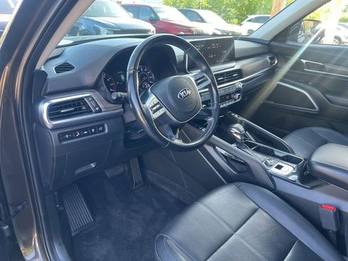 Used 2020 Kia Telluride EX w/ Towing Package AWD/4WD image 6