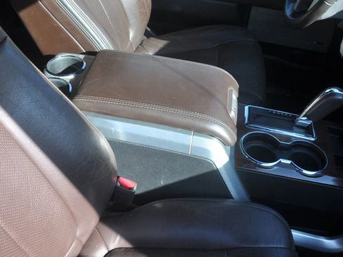 Used 2010 Ford F150 Platinum image 24