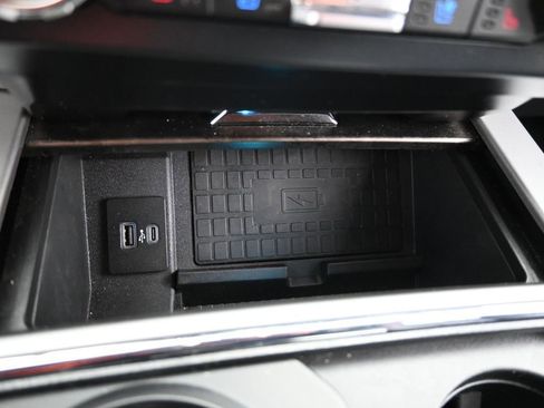 Used 2022 Ford F250 Lariat w/ Lariat Ultimate Package image 18