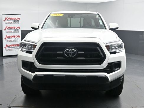Used 2022 Toyota Tacoma SR w/ SR Convenience Package AWD/4WD image 3