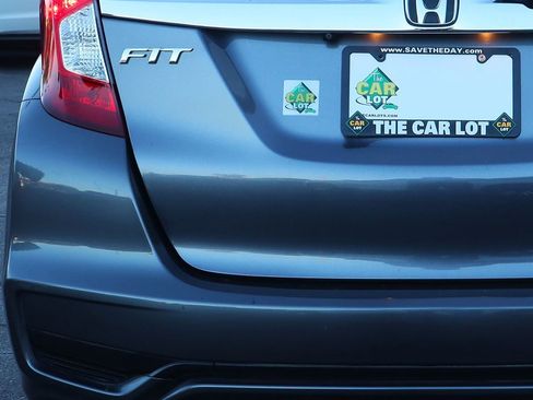 Used 2019 Honda Fit EX image 19