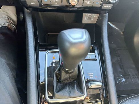 Used 2024 Jeep Compass Limited image 20