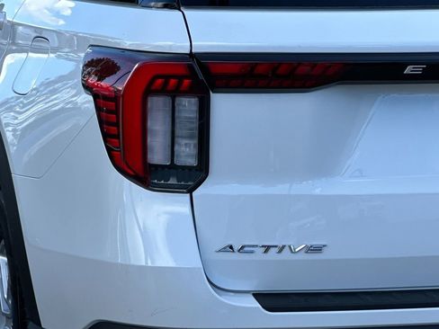 New 2026 Ford Explorer Active w/ Active Comfort Package RWD image 34
