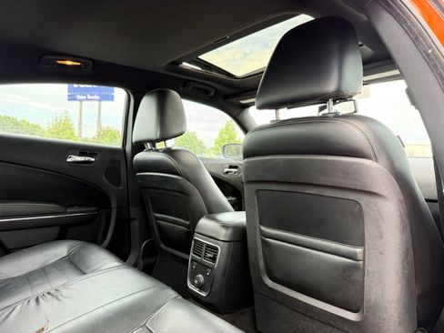Used 2011 Dodge Charger Rallye RWD image 22