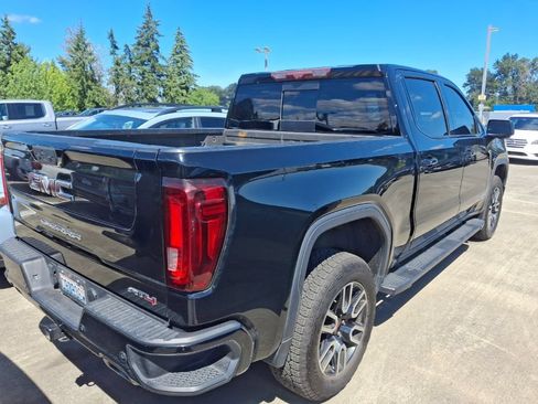 Used 2021 GMC Sierra 1500 AT4 w/ AT4 Value Package AWD/4WD image 7