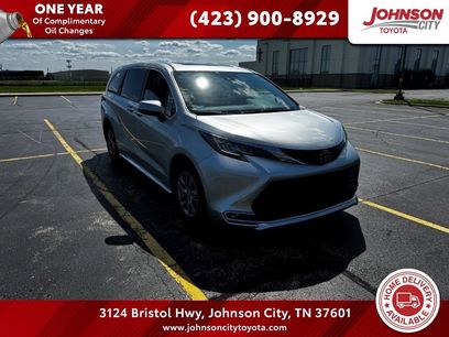 Used 2023 Toyota Sienna XLE
