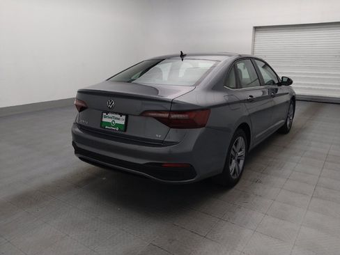 Used 2024 Volkswagen Jetta SE FWD image 9
