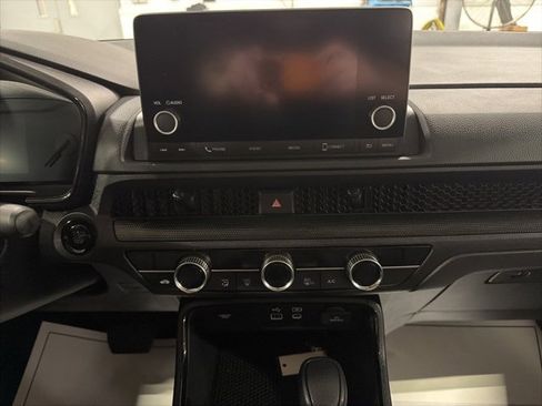 Used 2025 Honda CR-V EX image 19