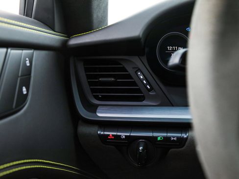 Used 2022 Porsche 911 GT3 image 36