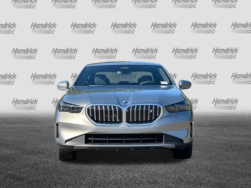 New 2026 BMW i5 eDrive40 RWD image 3