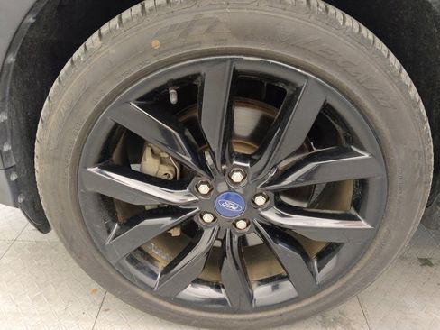 Used 2017 Ford Escape Titanium AWD/4WD image 31
