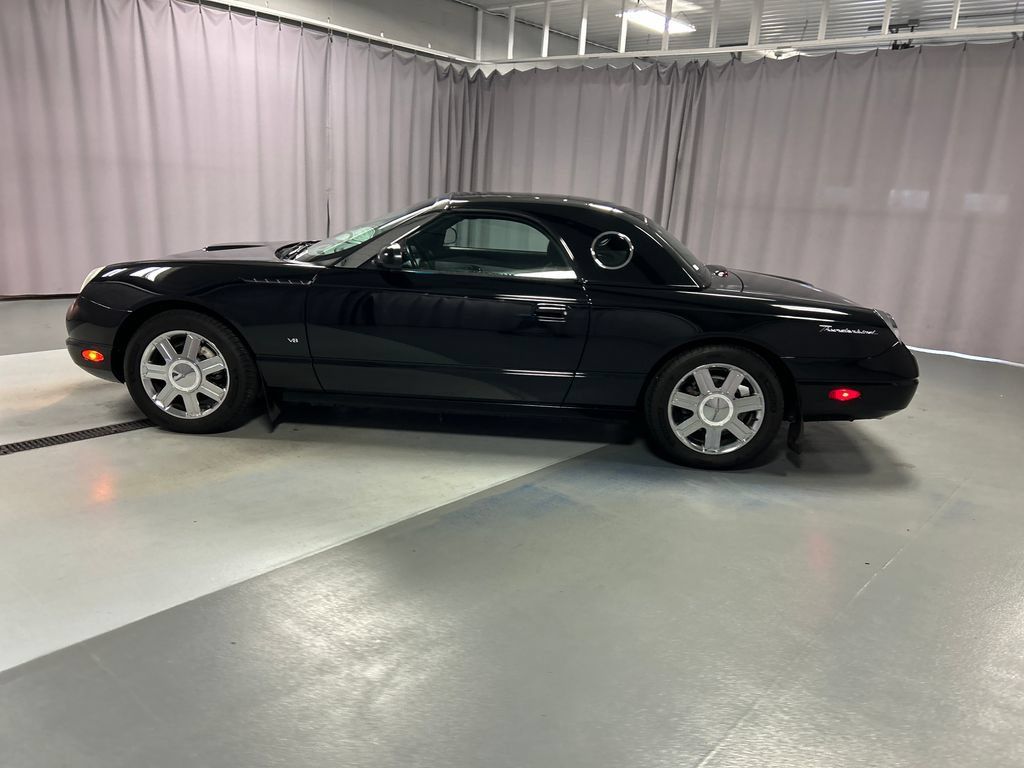 Used 2004 Ford Thunderbird RWD image 4