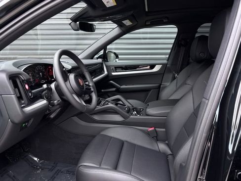 New 2026 Porsche Cayenne AWD/4WD image 4