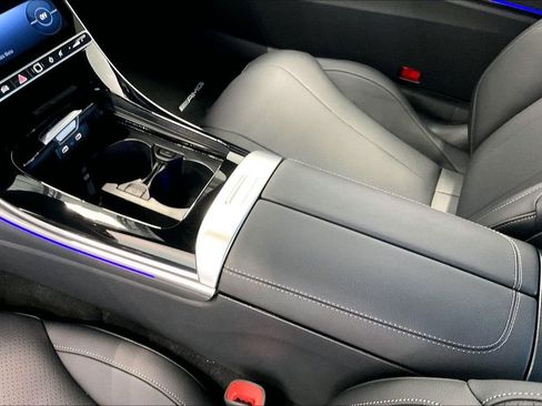 New 2026 Mercedes-Benz CLE 300 4MATIC Coupe image 7