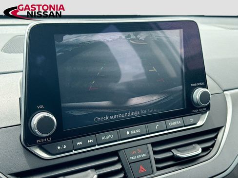 Used 2024 Nissan Altima 2.5 SR FWD image 17