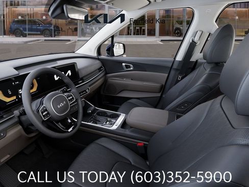 New 2026 Kia Carnival EX FWD image 17