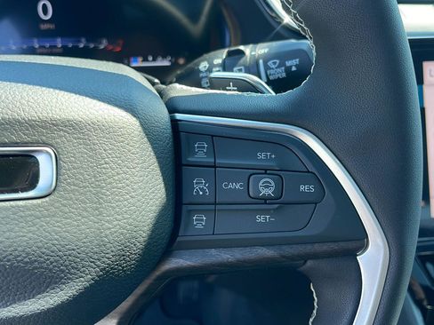 New 2026 Jeep Grand Cherokee L 4WD image 16