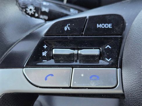 Certified 2022 Hyundai Elantra SEL w/ Convenience Package FWD image 24