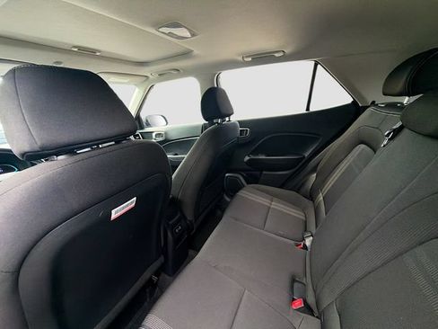 Certified 2024 Hyundai Venue SEL FWD image 22