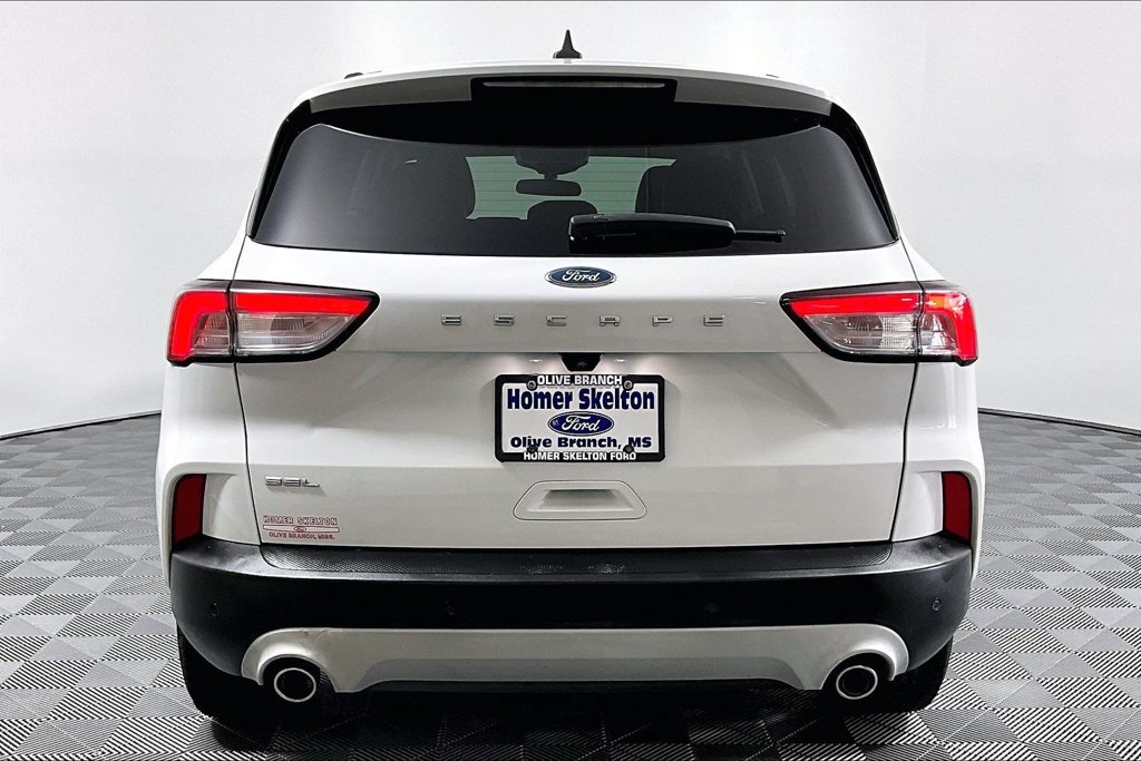 Certified 2020 Ford Escape SEL FWD image 4