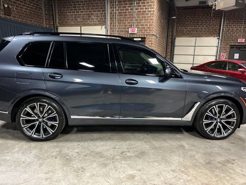 Used 2021 BMW X7 xDrive40i w/ Premium Package AWD/4WD image 14