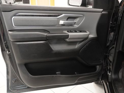 Used 2019 RAM 1500 Big Horn AWD/4WD image 15