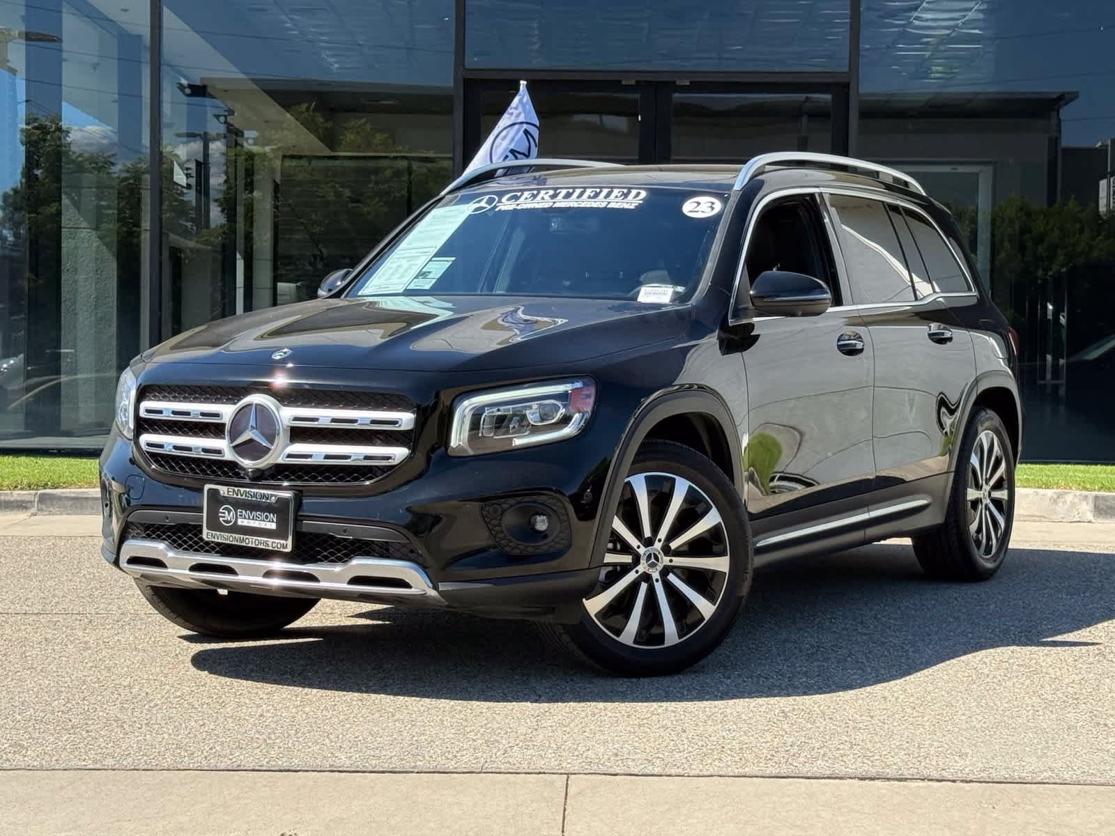 Used 2023 Mercedes-Benz GLB 250 image 2