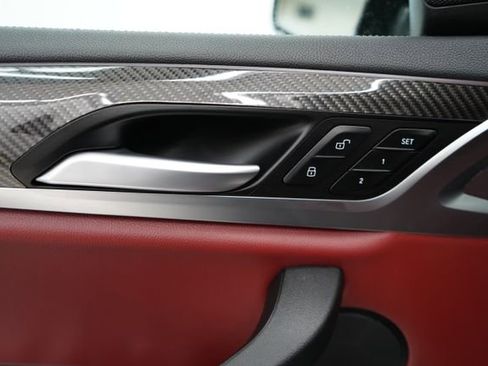 Used 2023 BMW X4 M40i w/ Premium Package image 11