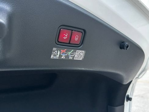 Certified 2025 Mercedes-Benz CLE 300 4MATIC Coupe w/ AMG Line image 21