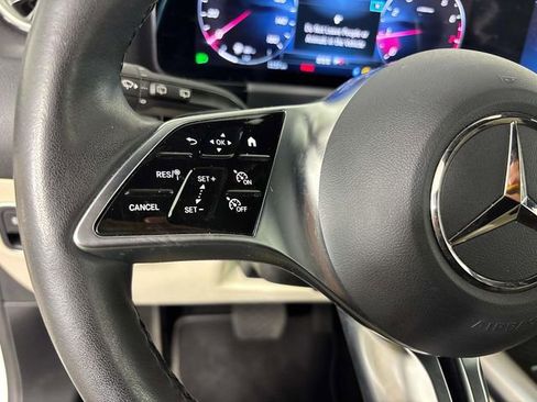 Used 2025 Mercedes-Benz GLA 250 4MATIC image 18