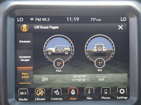 Used 2022 Jeep Wrangler Unlimited Rubicon 4xe w/ Cold Weather Group AWD/4WD image 35
