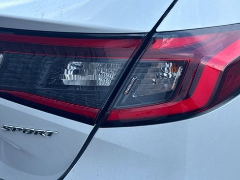 Used 2025 Honda Civic Sport image 7