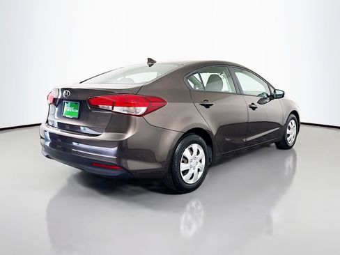 Used 2017 Kia Forte LX FWD image 10
