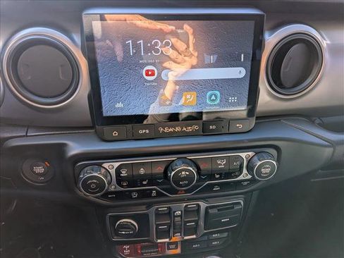 Used 2020 Jeep Gladiator Sport w/ Quick Order Package 24S image 14