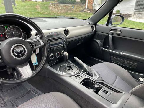 Used 2012 MAZDA MX-5 Miata Touring w/ Appearance Pkg image 14