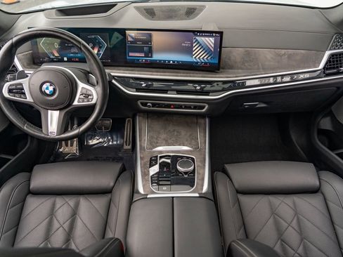 Used 2024 BMW X5 xDrive40i w/ M Sport Package AWD/4WD image 21