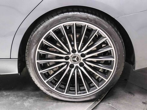 Certified 2025 Mercedes-Benz C 300 Sedan image 9