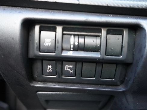Used 2017 Subaru Impreza 2.0i Premium AWD/4WD image 12