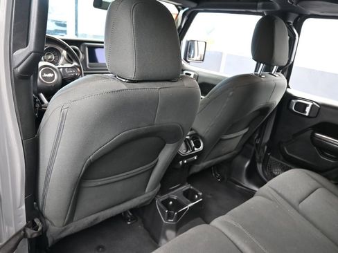 Used 2020 Jeep Wrangler Unlimited Sport S image 35