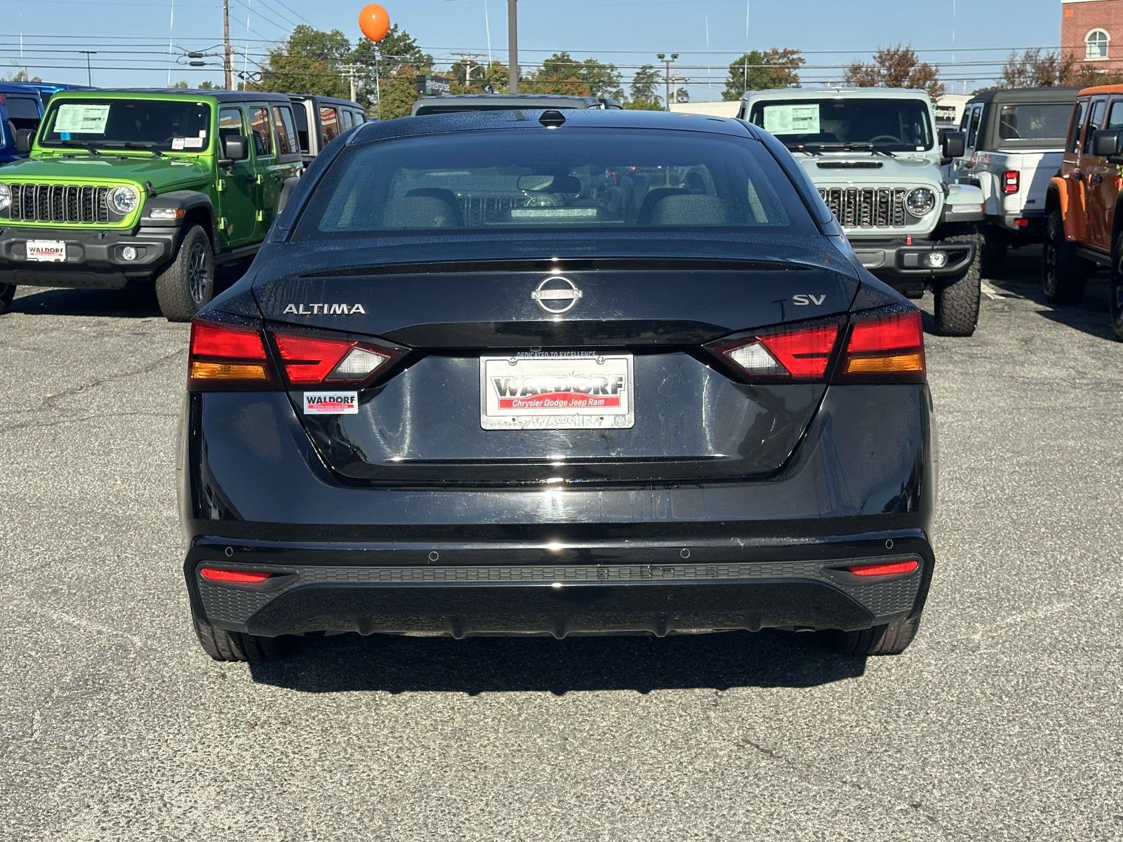 Used 2024 Nissan Altima 2.5 SV FWD image 6