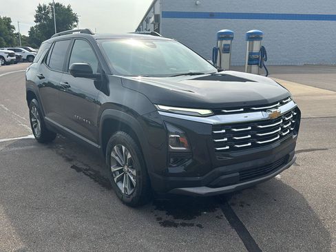Used 2025 Chevrolet Equinox LT w/ Convenience Package II AWD/4WD image 7