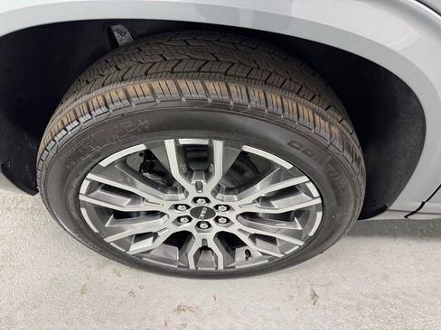 New 2026 GMC Acadia Denali Ultimate w/ LPO, Floor Liner Package FWD image 4