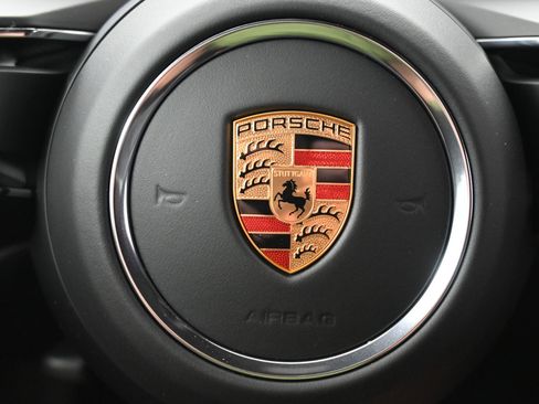New 2026 Porsche Macan AWD/4WD image 21
