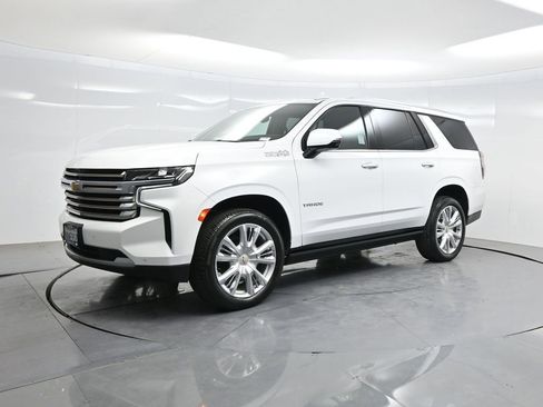Used 2022 Chevrolet Tahoe High Country w/ Premium Package 2 AWD/4WD image 75