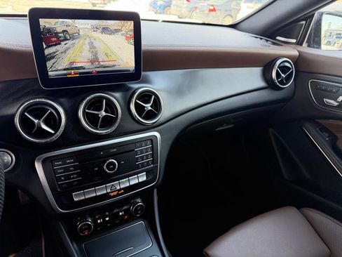 Used 2019 Mercedes-Benz CLA 250 4MATIC image 13