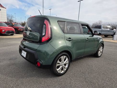 Used 2014 Kia Soul + image 10