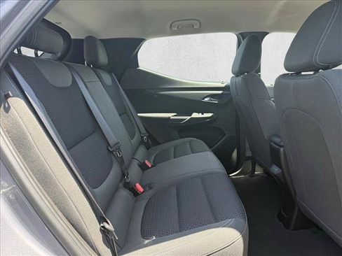 Used 2022 Chevrolet Bolt EUV LT FWD image 19